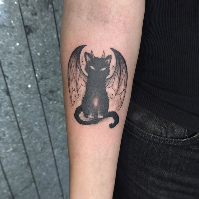 Tatouage de chat gothique